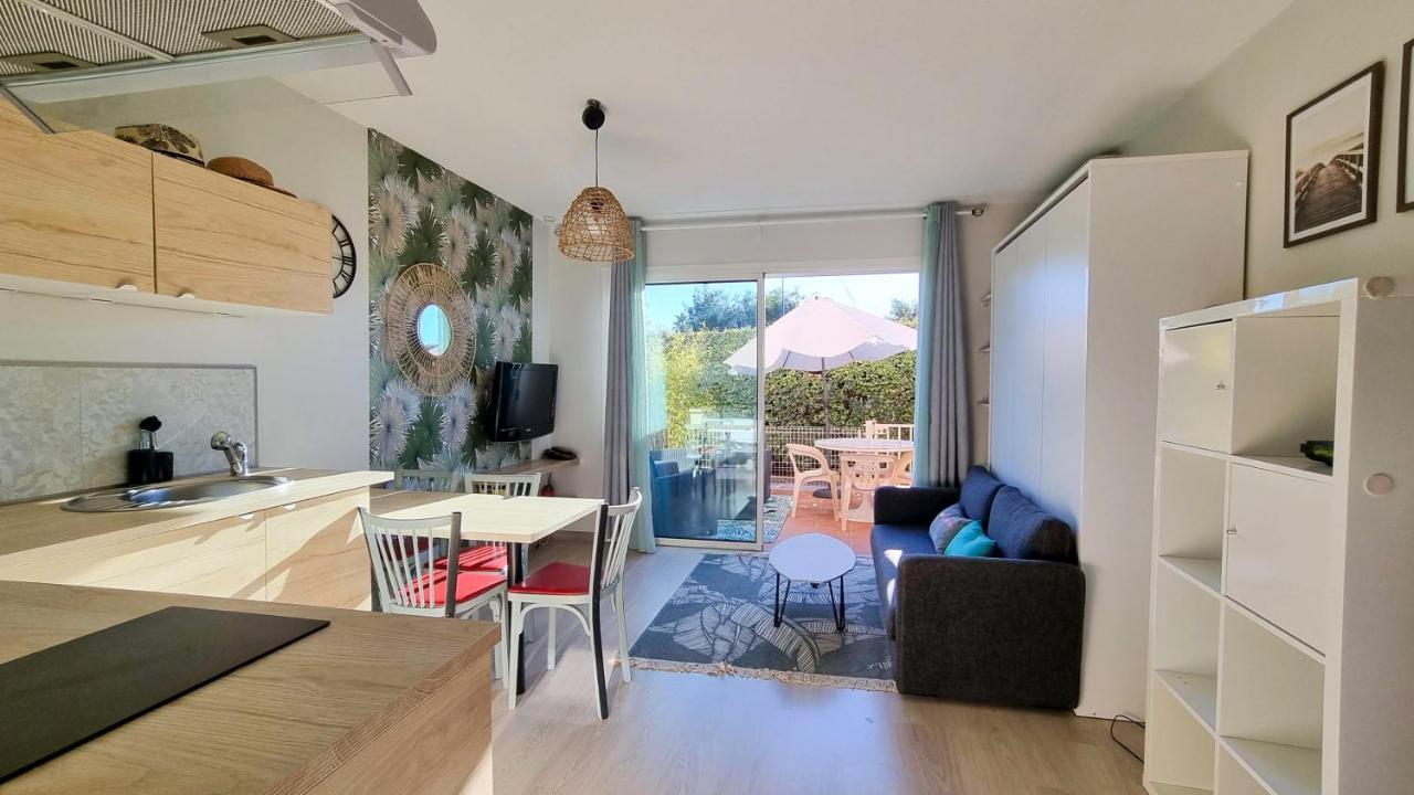 A 500 M Bord De Mer Giens Hyeres Luaran gambar
